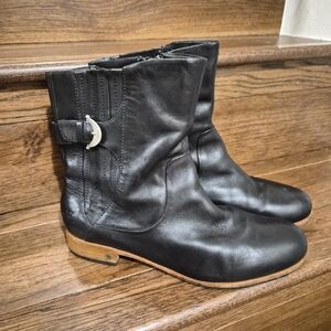 UGG Leater Black Ankle Boots Sz 10